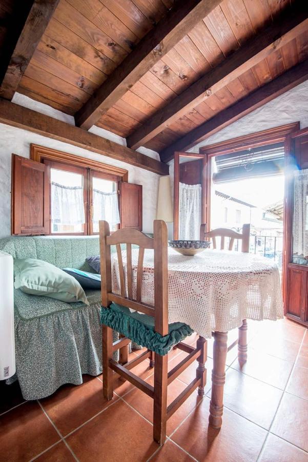 Casa Petra Lägenhet Miranda del Castañar Exteriör bild