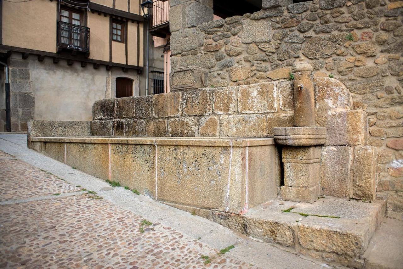 Casa Petra Lägenhet Miranda del Castañar Exteriör bild